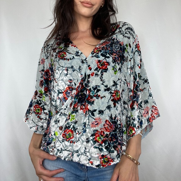 *SOLD ONLINE* Maeve Velvet Blouse - Picture 4 of 4